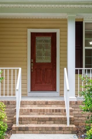 8341 Town Hall Ct, Richmond, VA 23231