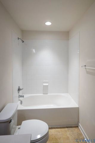 8341 Town Hall Ct, Richmond, VA 23231