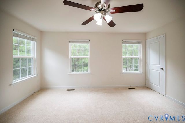 8341 Town Hall Ct, Richmond, VA 23231