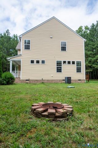 8341 Town Hall Ct, Richmond, VA 23231