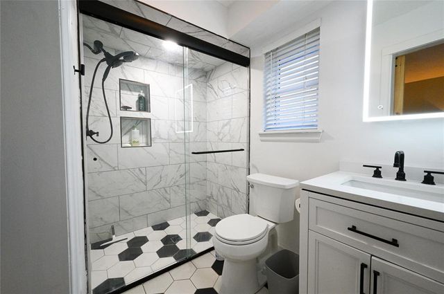 2525 N Fairfield Drive, Edmond, OK 73012