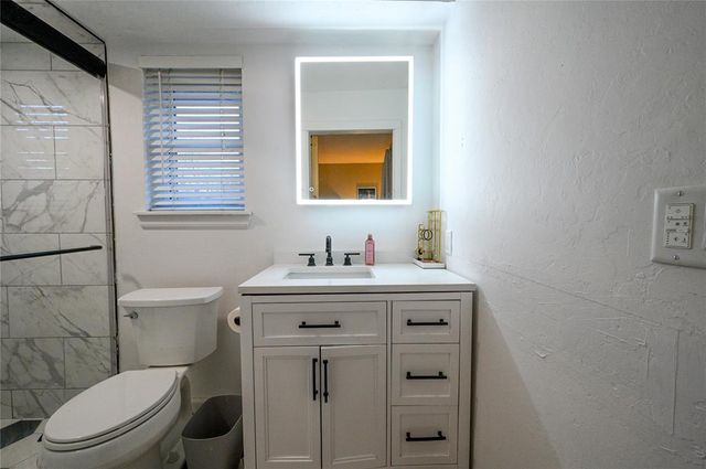 2525 N Fairfield Drive, Edmond, OK 73012