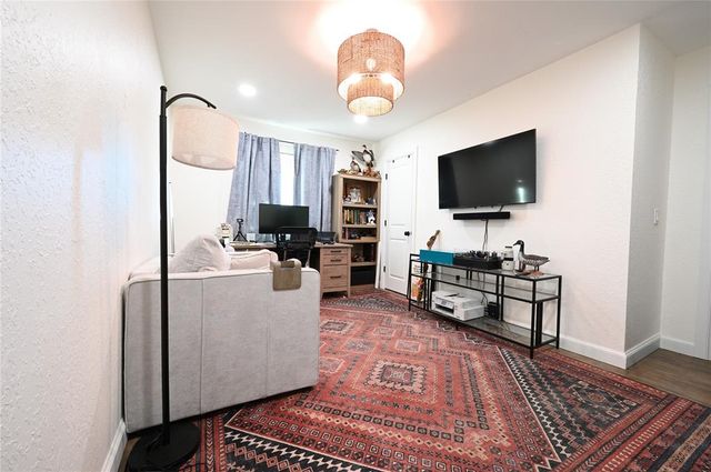 2525 N Fairfield Drive, Edmond, OK 73012