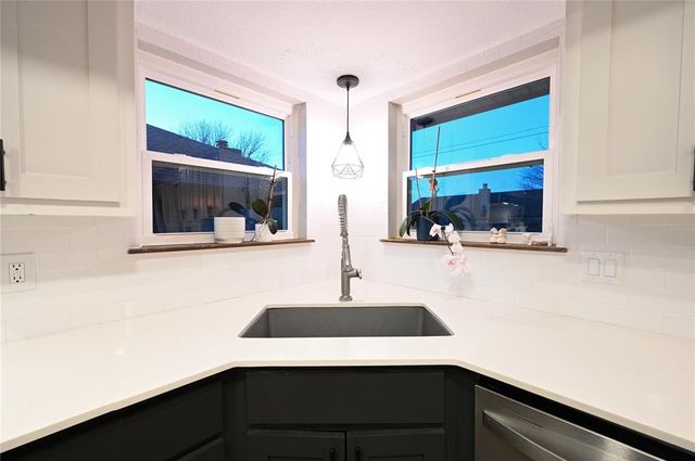 2525 N Fairfield Drive, Edmond, OK 73012