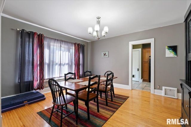 101 S Stewart Street, Geneseo, IL 61254