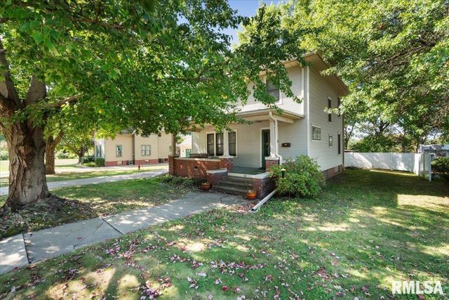 101 S Stewart Street, Geneseo, IL 61254