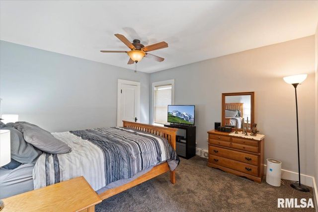 101 S Stewart Street, Geneseo, IL 61254