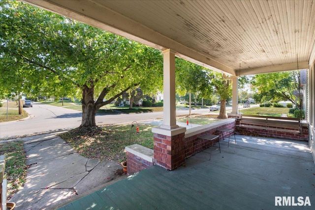 101 S Stewart Street, Geneseo, IL 61254