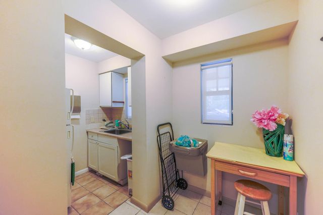 912 SE 4th Street, Boynton Beach, FL 33435