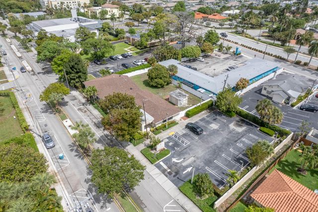 912 SE 4th Street, Boynton Beach, FL 33435