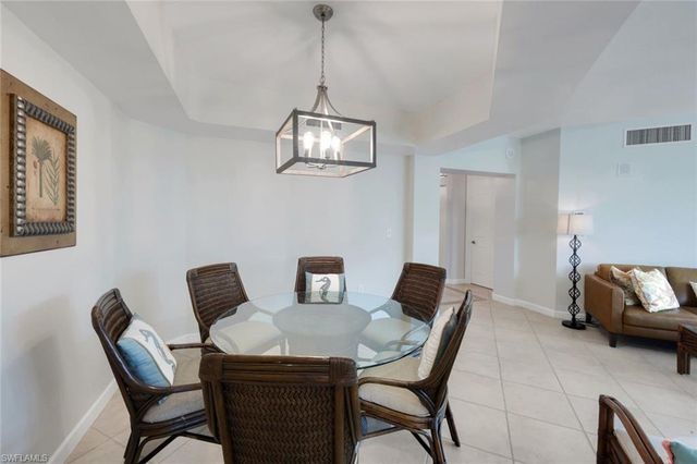 300 Dunes BLVD 203, Naples, FL 34110