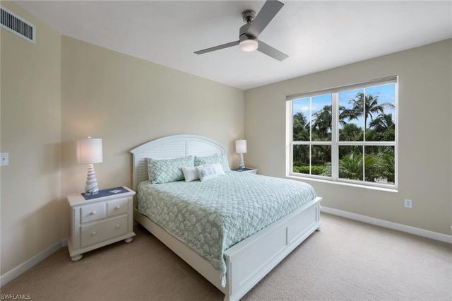 300 Dunes BLVD 203, Naples, FL 34110