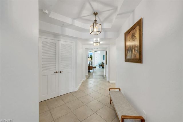 300 Dunes BLVD 203, Naples, FL 34110