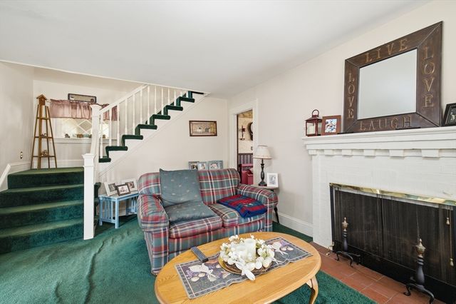 47 Morse Ave, Brockton, MA 02301
