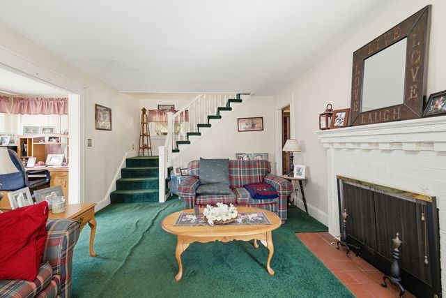 47 Morse Ave, Brockton, MA 02301