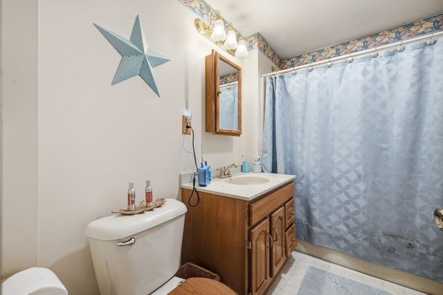 47 Morse Ave, Brockton, MA 02301