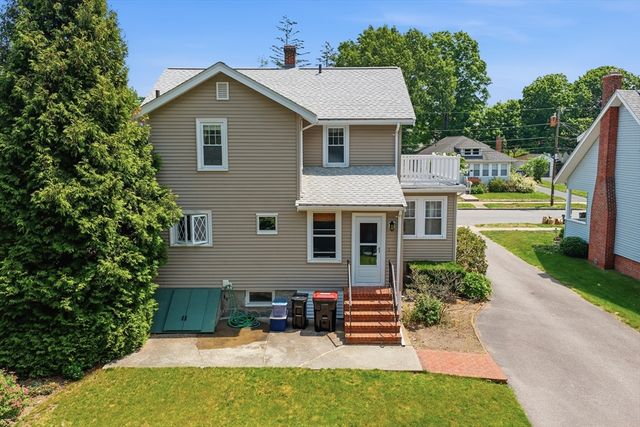 47 Morse Ave, Brockton, MA 02301