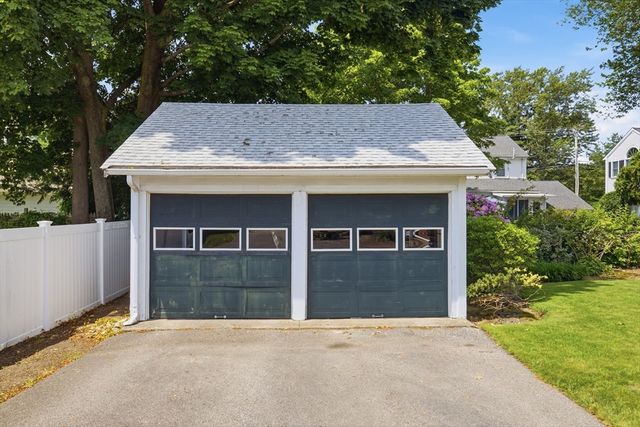 47 Morse Ave, Brockton, MA 02301