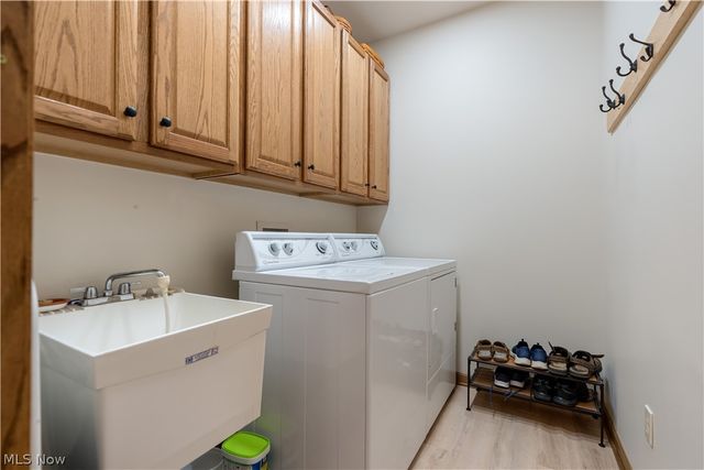 2568 Shadow Lane, Clinton, OH 44216