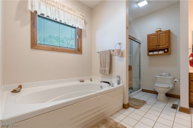2568 Shadow Lane, Clinton, OH 44216