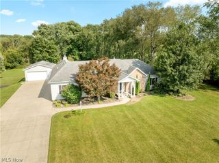 2568 Shadow Lane, Clinton, OH 44216