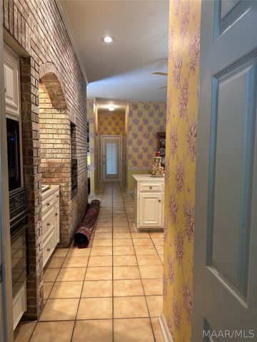 6712 Luxembourg Circle, Montgomery, AL 36117