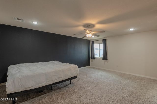 13909 Lago Vista Avenue, Horizon City, TX 79928