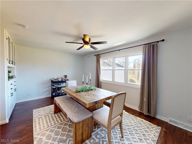 5406 Karen Isle Drive, Willoughby, OH 44094