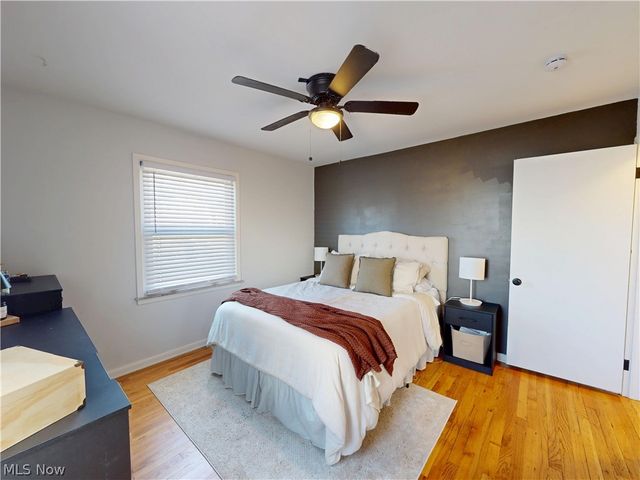 5406 Karen Isle Drive, Willoughby, OH 44094