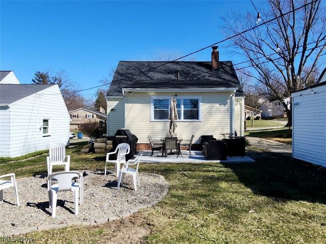 5406 Karen Isle Drive, Willoughby, OH 44094