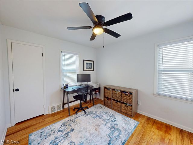 5406 Karen Isle Drive, Willoughby, OH 44094