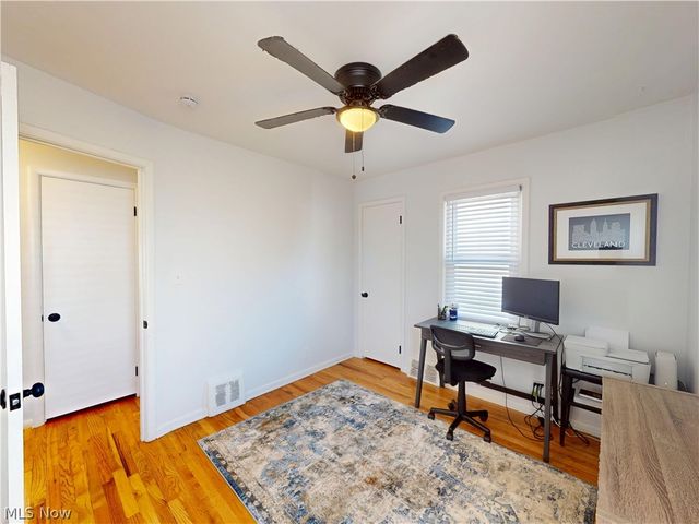 5406 Karen Isle Drive, Willoughby, OH 44094