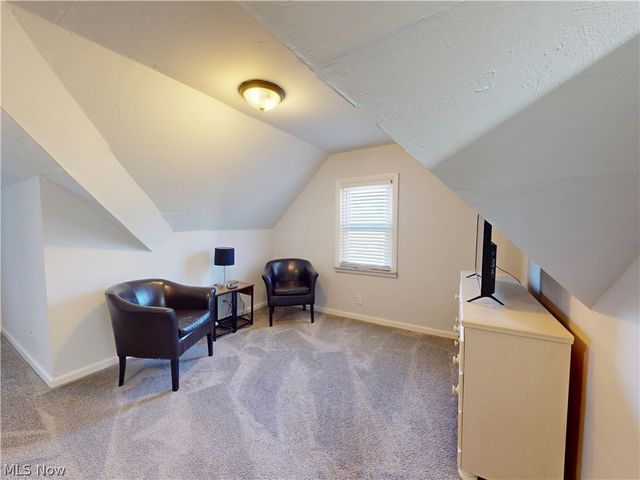 5406 Karen Isle Drive, Willoughby, OH 44094