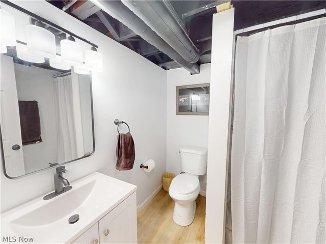 5406 Karen Isle Drive, Willoughby, OH 44094