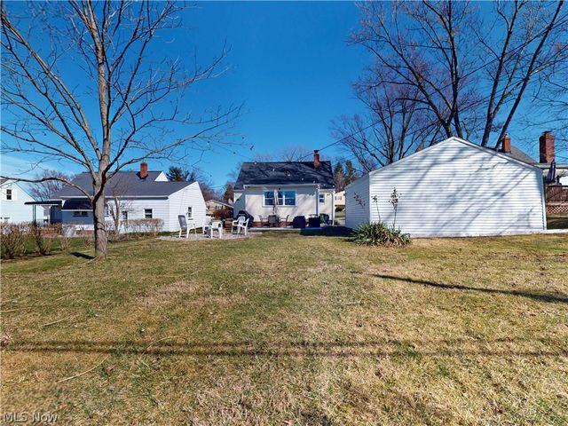 5406 Karen Isle Drive, Willoughby, OH 44094