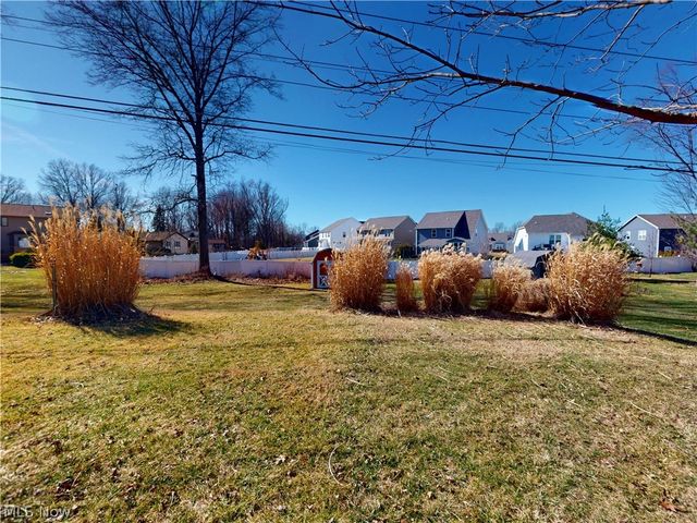 5406 Karen Isle Drive, Willoughby, OH 44094