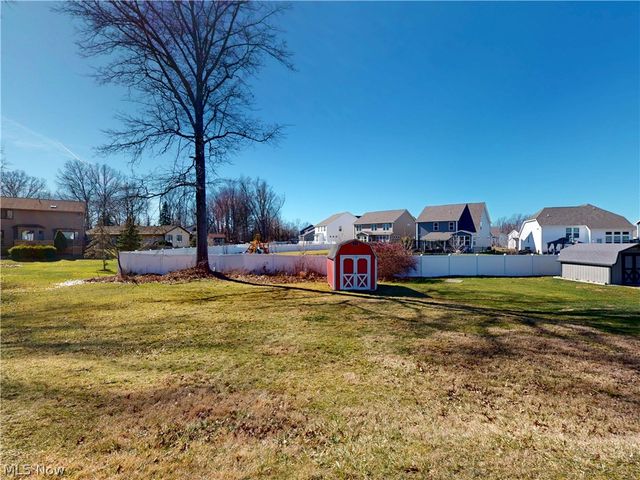 5406 Karen Isle Drive, Willoughby, OH 44094