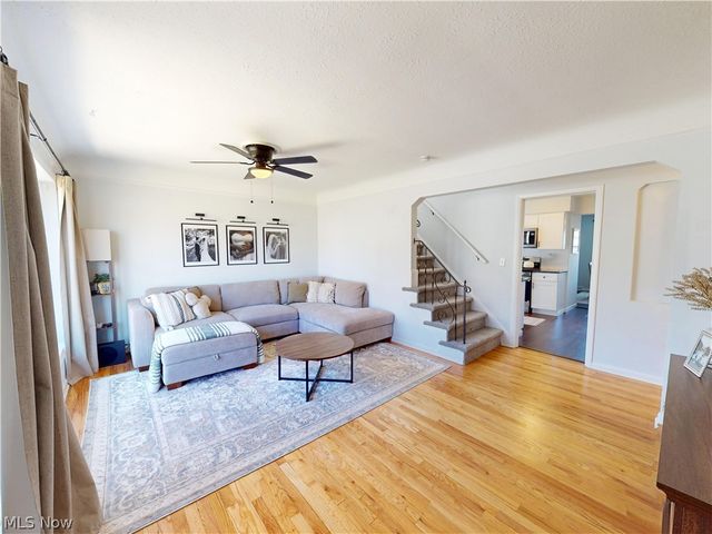 5406 Karen Isle Drive, Willoughby, OH 44094