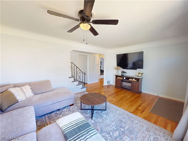 5406 Karen Isle Drive, Willoughby, OH 44094