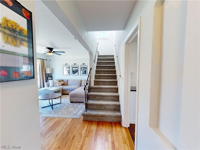 5406 Karen Isle Drive, Willoughby, OH 44094