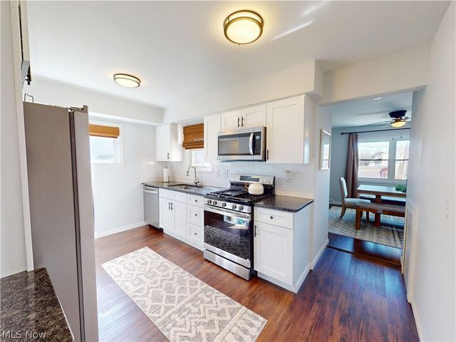 5406 Karen Isle Drive, Willoughby, OH 44094