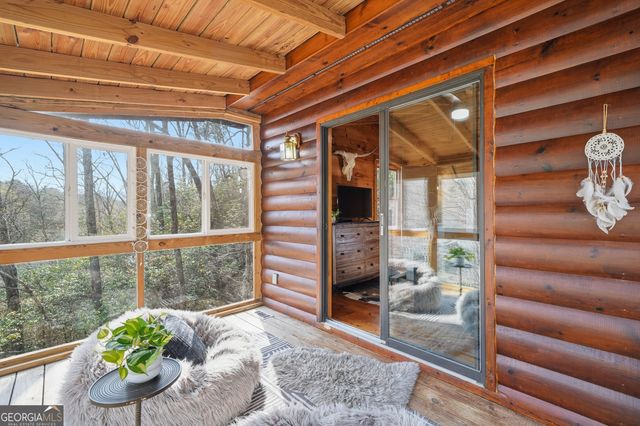 942 Granny Branch Drive, Blue Ridge, GA 30513