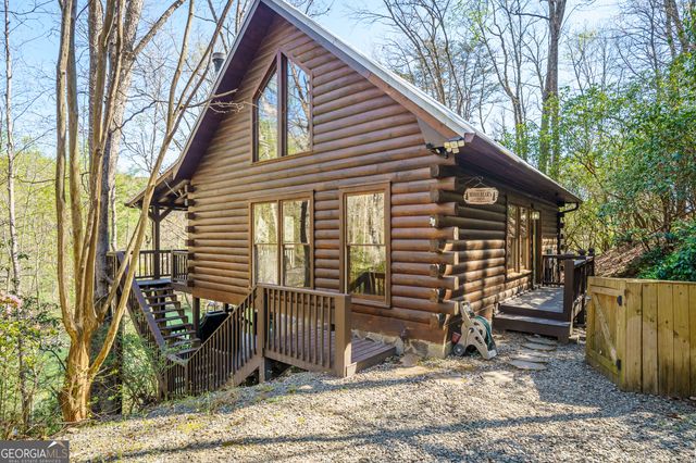942 Granny Branch Drive, Blue Ridge, GA 30513