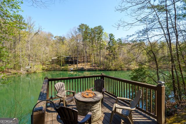942 Granny Branch Drive, Blue Ridge, GA 30513