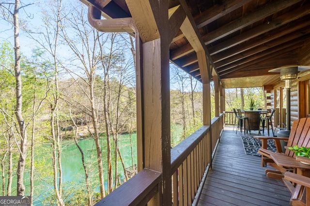 942 Granny Branch Drive, Blue Ridge, GA 30513