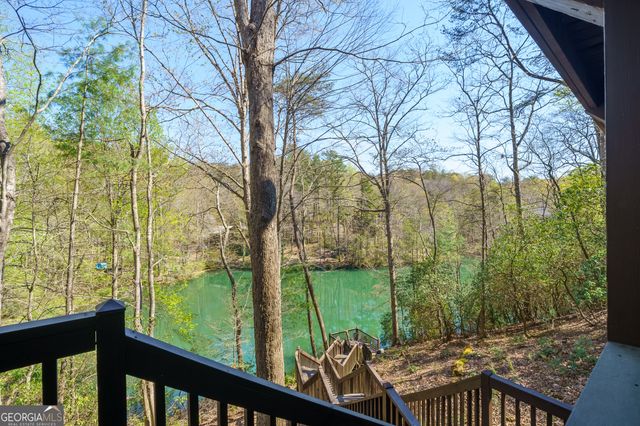 942 Granny Branch Drive, Blue Ridge, GA 30513