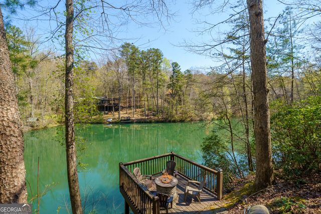 942 Granny Branch Drive, Blue Ridge, GA 30513