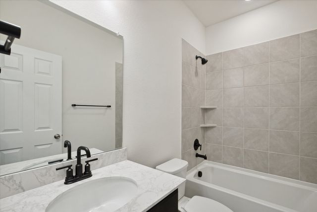 2521 Wayne Avenue, Aubrey, TX 76227