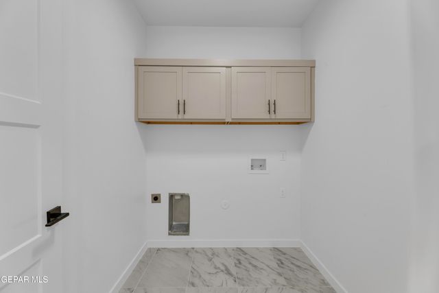 12873 Spetchley Court, El Paso, TX 79928