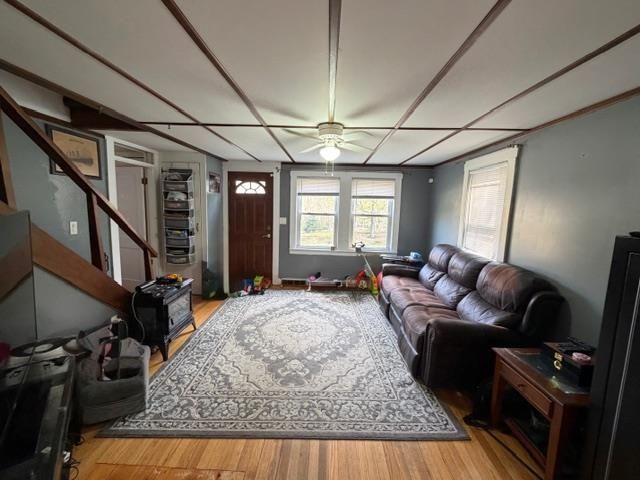 14 Hall Avenue, Merrimack, NH 03054